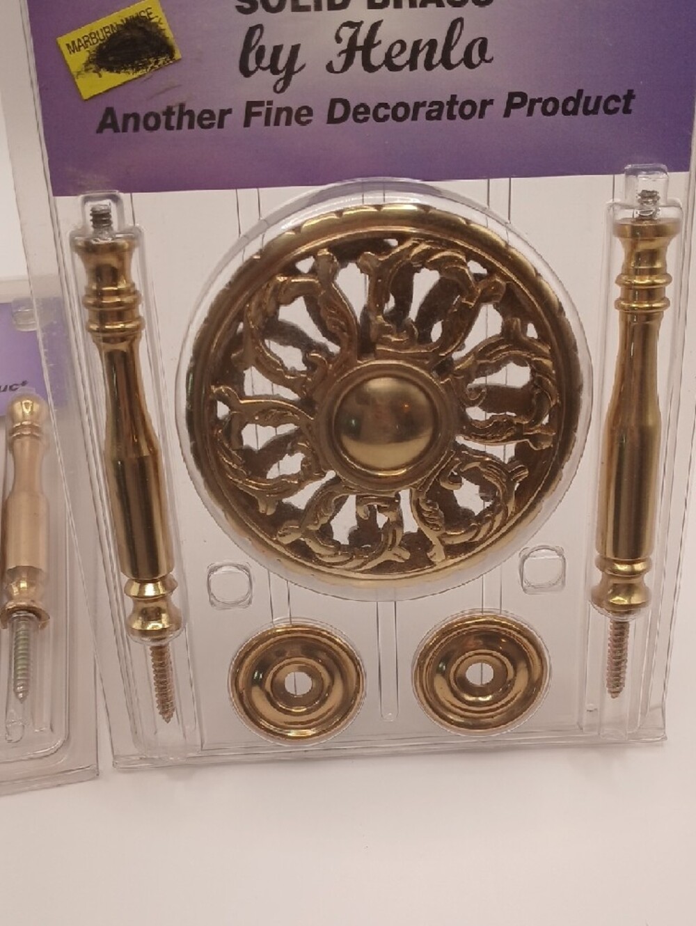 4 Brass Henlo Decorator Curtain Holdbacks - Picture 3 of 11